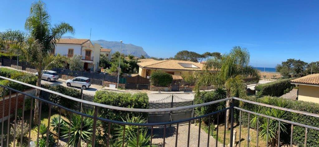 Villa Cavalluccio Marino Con Piscina Idromassaggio Carini Exterior foto
